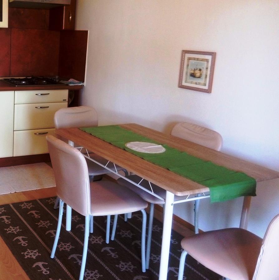 Linea Mare Apartment Rovinj Exteriör bild